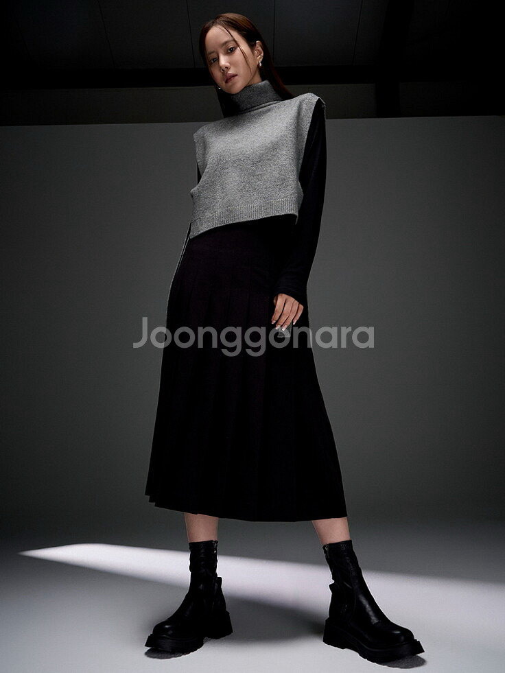 탑텐 플리츠 미디 스커트 블랙--0