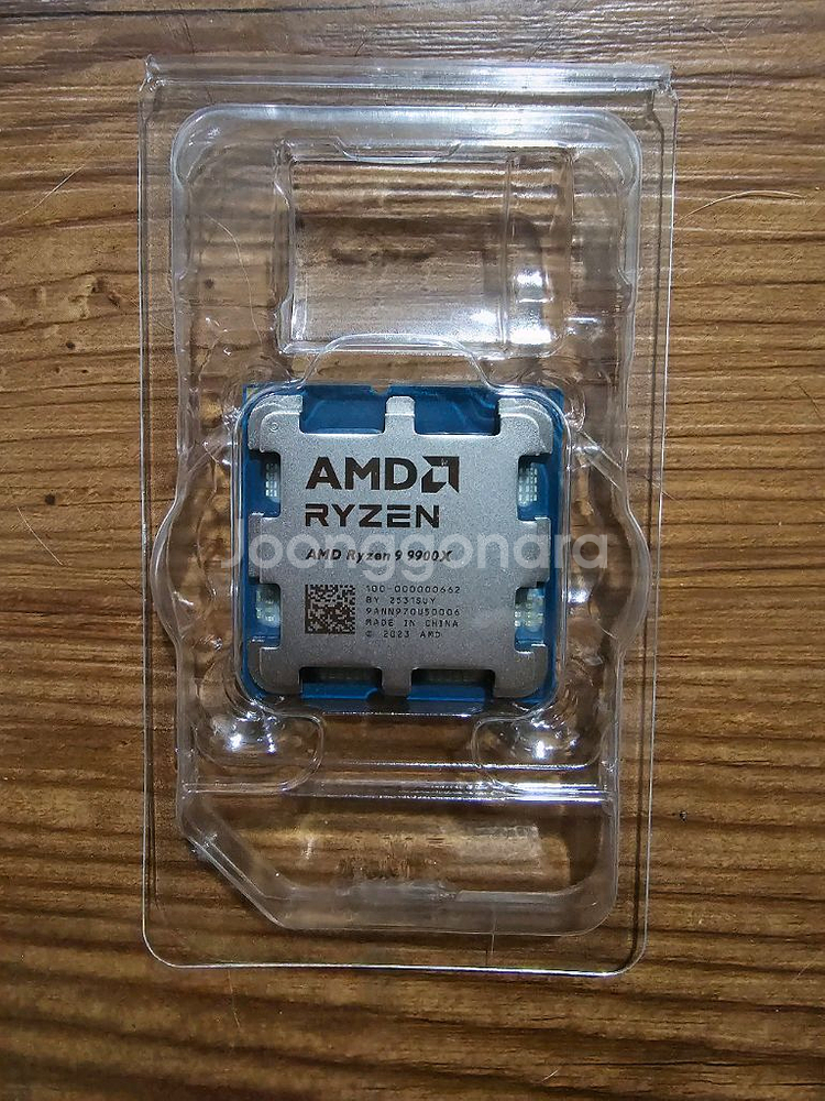 AMD 라이젠 9 9900X--0