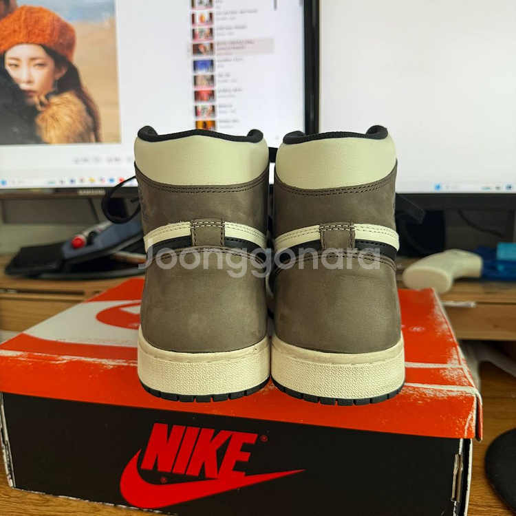 나이키 레트로 하이 블랙 모카 조던 새상품--3