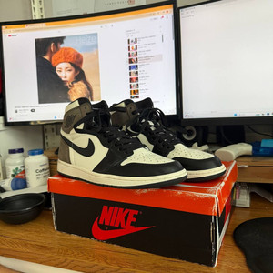 나이키 레트로 하이 블랙 모카 조던 새상품