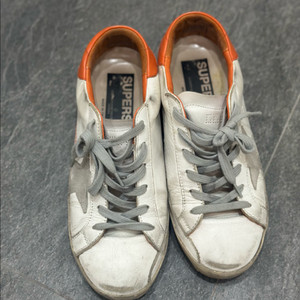 골든구스 슈퍼스타 스니커즈 240(37)