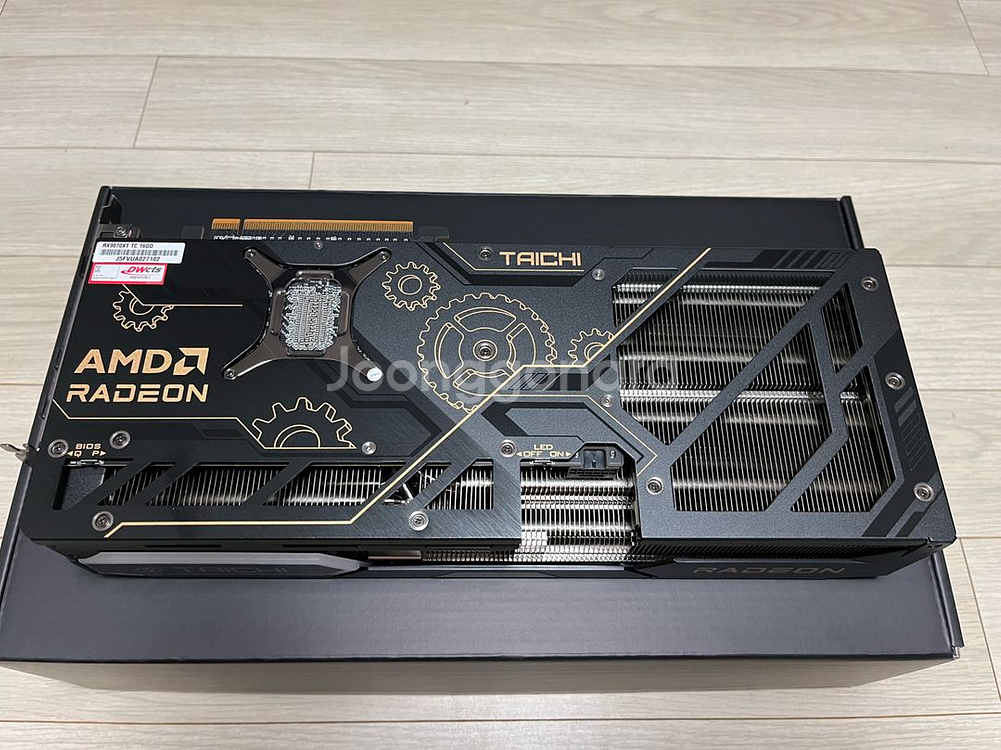 ASRock RX 9070 XT Taichi 그래픽카드--2