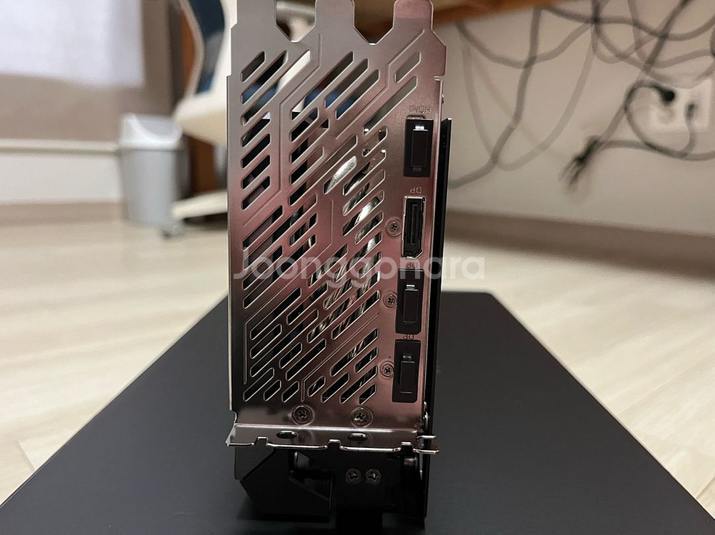 ASRock RX 9070 XT Taichi 그래픽카드--5