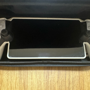 PS 포탈 (필름부착) 케이스 팝니다.