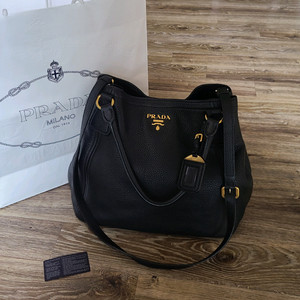 프라다 비텔로 다이노 크로스백 숄더백가방테수토호보백버킷백구찌루이비통디올셀린느샤넬에르메스생로랑보테가베네타