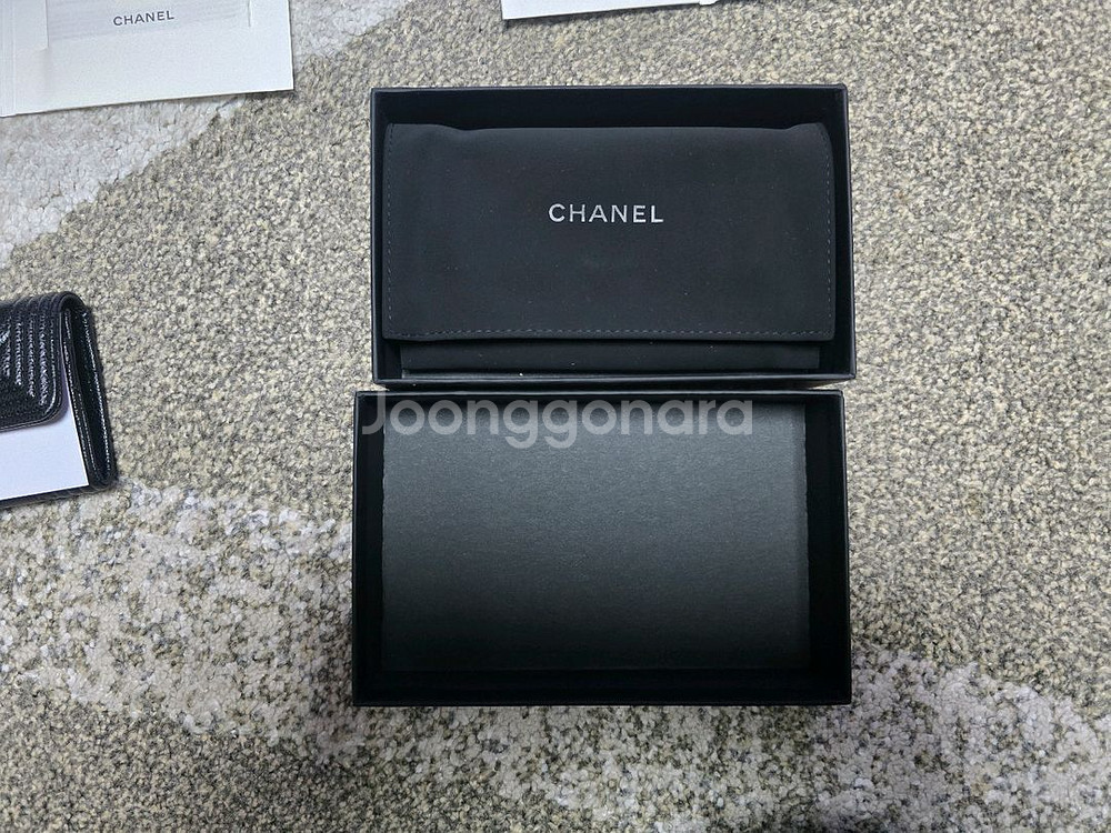 샤넬 보이 플랩 카드지갑 은장 캐비어 풀박스 새상품--5
