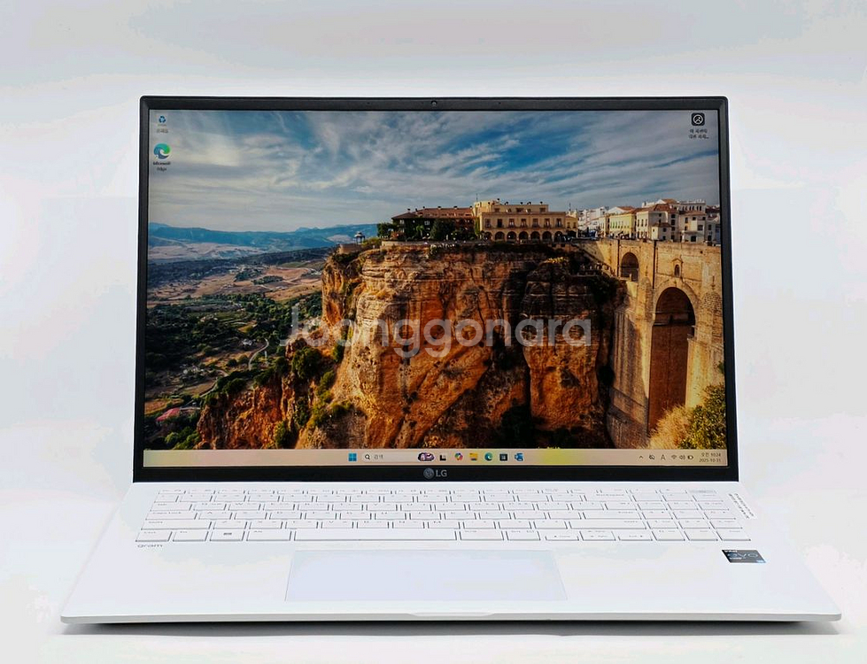(중고)LG그램 16인치 16Z95P-GA5WK i5/16GB 노트북 화이트--0