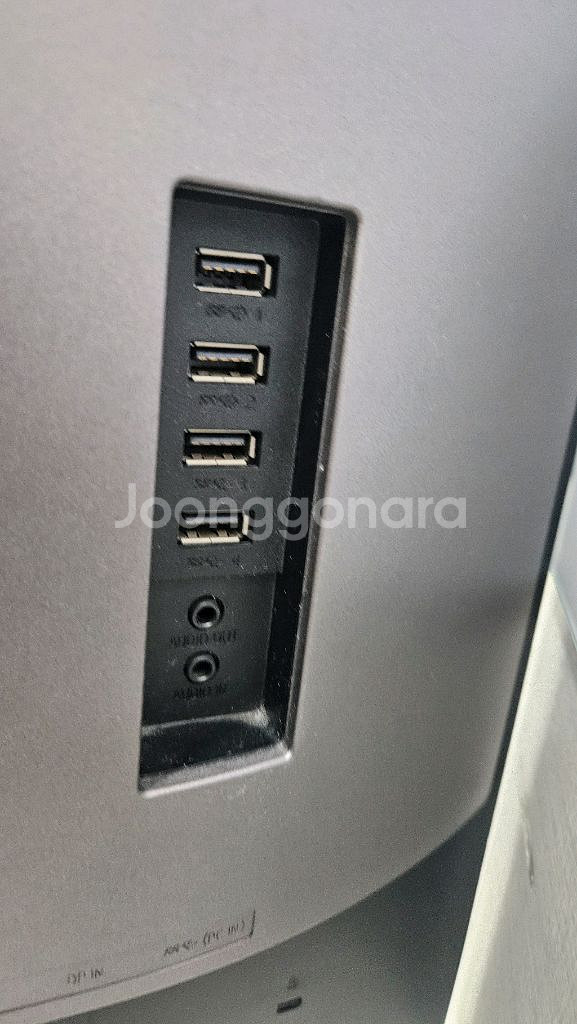 삼성 32인치 모니터 WQHD LS32D85KT(S32D850T) 리얼화질 전문가용--4