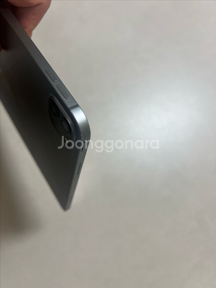 아이패드 프로 11인치 4세대 M2 모델입니다--5