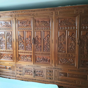 12자 향나무 옷장+문갑2개+화장대 판매합니다