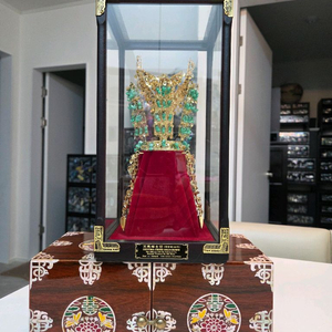 신라왕관 4분의1 축소제품