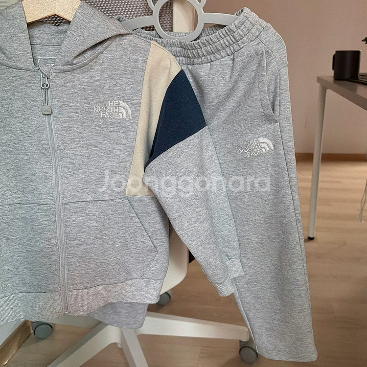노스페이스키즈 상하세트 110 (후드 집업+팬츠)--3