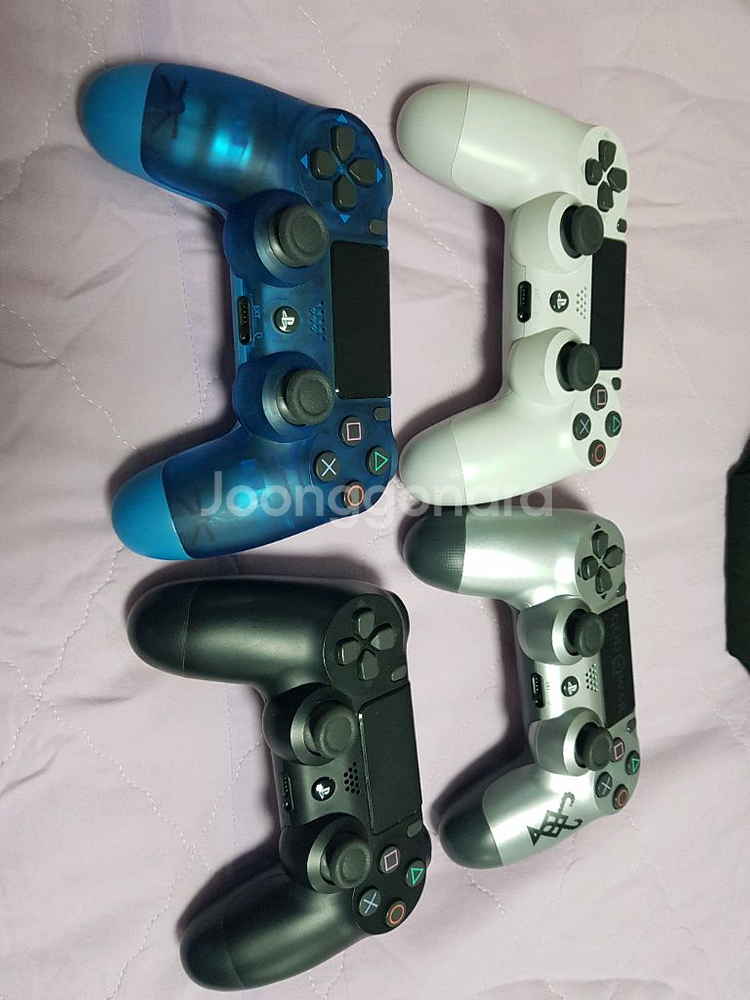 듀얼쇼크4 신형 제조일자 2022 이후생산품들--0