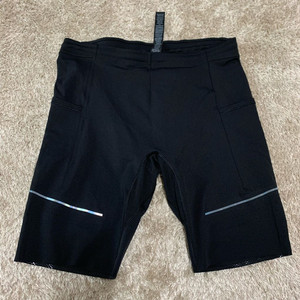 룰루레몬 패스트앤프리 하프타이즈 블랙 M