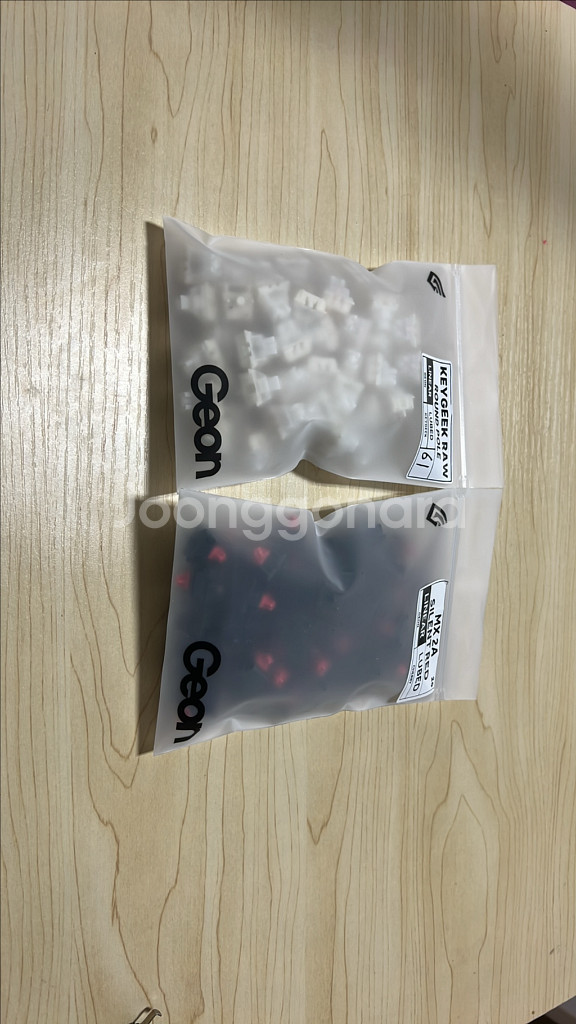 풀윤활 키보드 스위치 판매합니다.--0