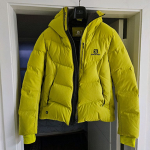 살로몬 숏패딩 L 라임색
