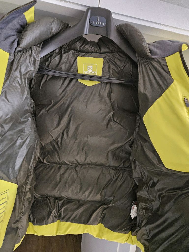 살로몬 숏패딩 L 라임색--4