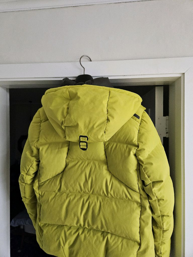 살로몬 숏패딩 L 라임색--6