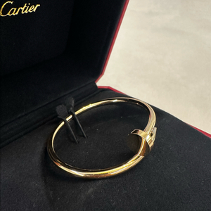 까르띠에 저스트앵끌루 옐골