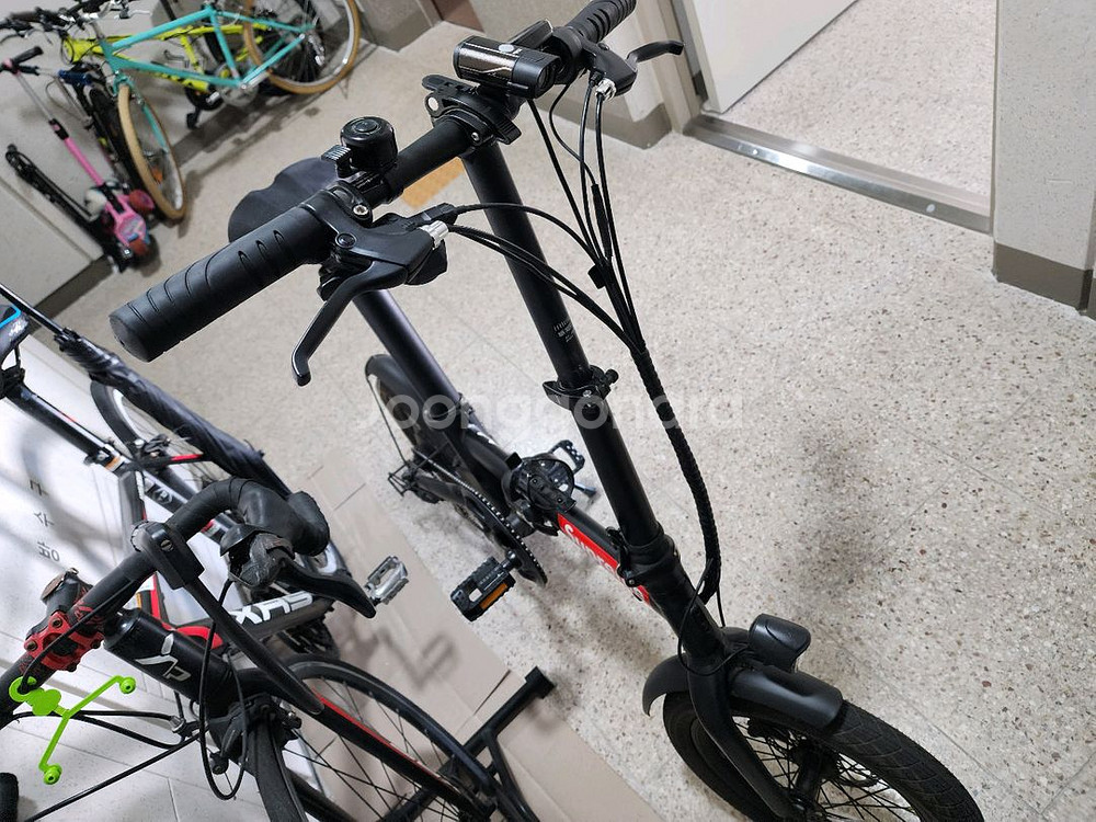 퀄리 Q3 미니 접이식 전기자전거--1