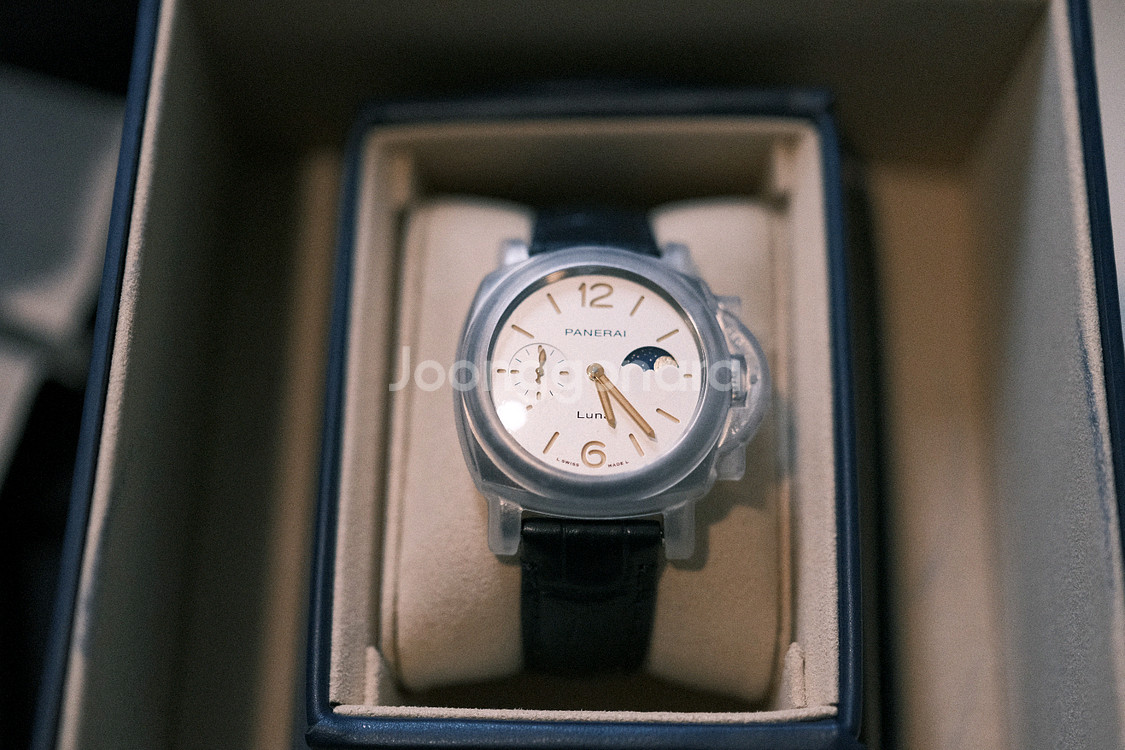 파네라이 두에 루나 PAM01180--0