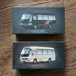 Massdi 1/64 도요타 코스터 2013 다이캐스트