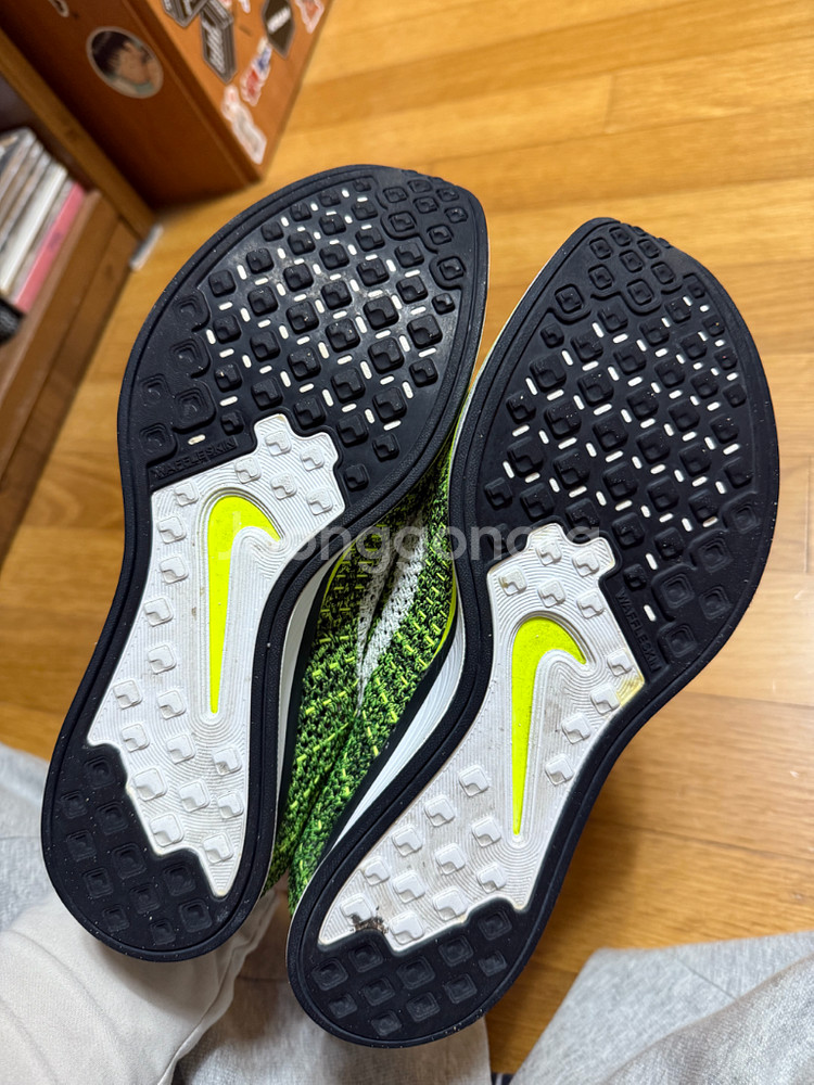 255 나이키 플라이니트 레이서--7