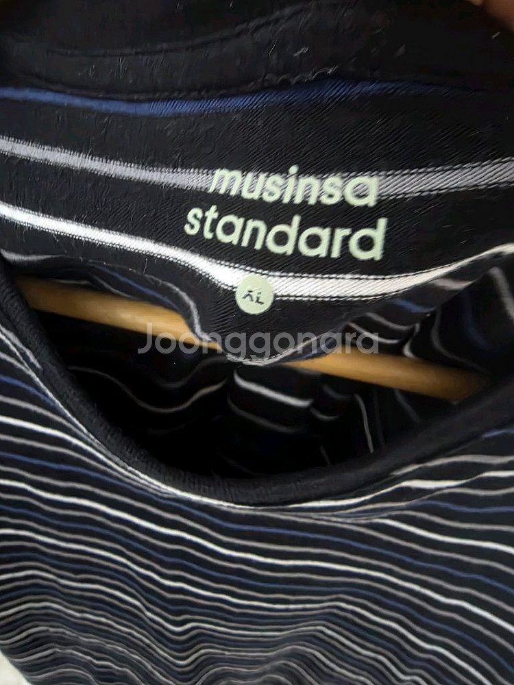 [XL] 무신사스탠다드 멀티 스트라이프 릴렉스드 티셔츠 [블랙/블루]--1