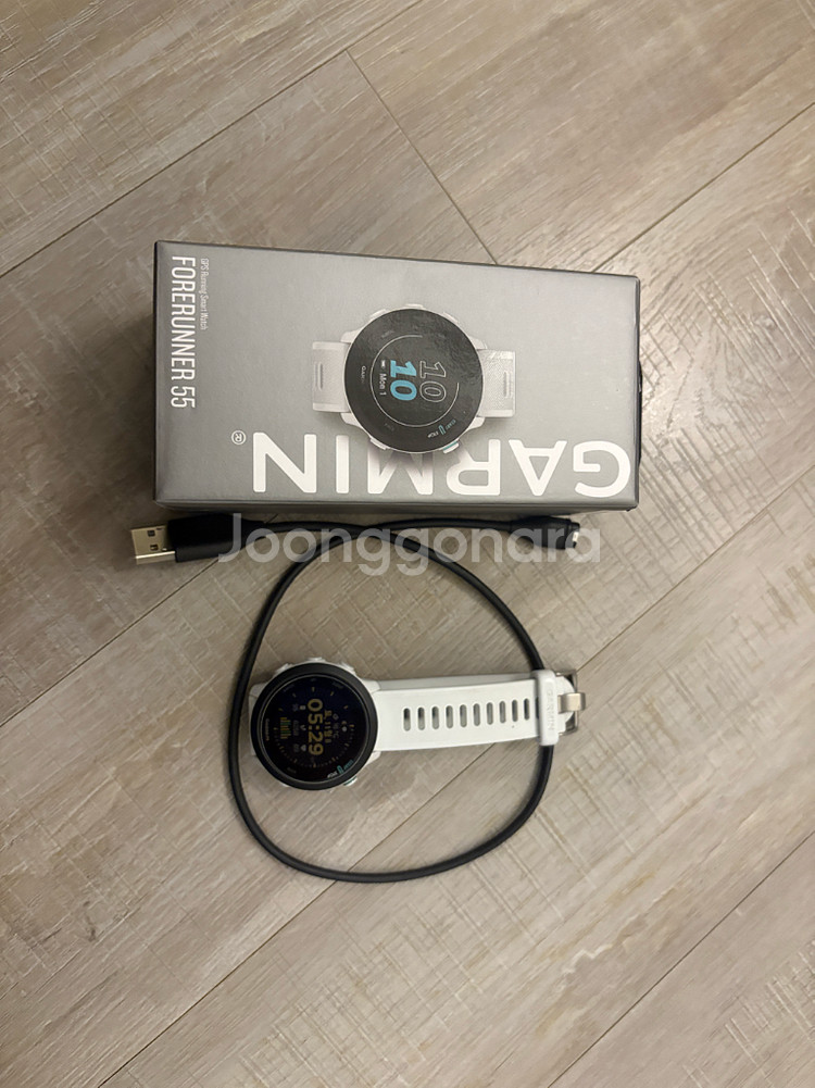 가민 포러너 55 화이트 GPS 풀박스 판매--1