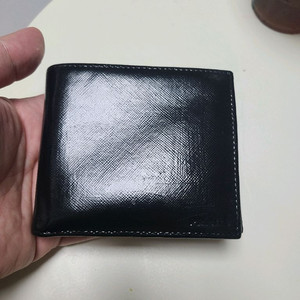 프라다 사피아노 남성 반지갑