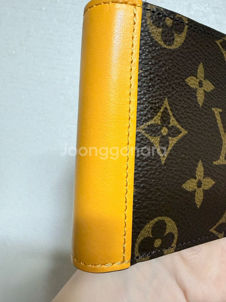 모노그램 남성 반지갑--1