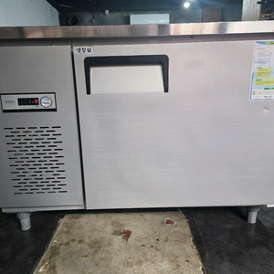 카페사용 1200테이블 냉장고 판매합니다