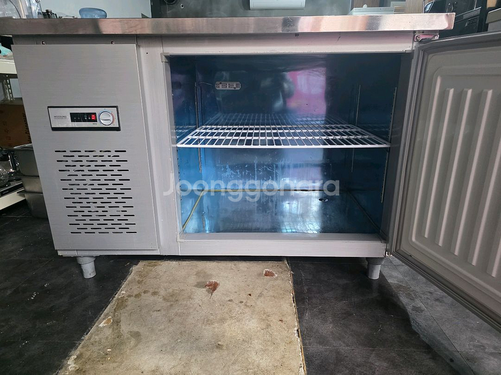 카페사용 1200테이블 냉장고 판매합니다--2