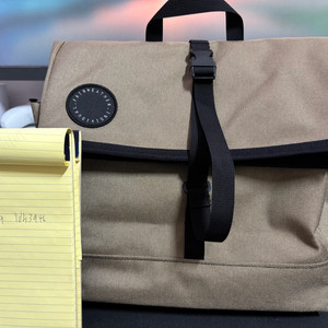 페어웨더 미니 브롬톤 프론트백 가방 베이지