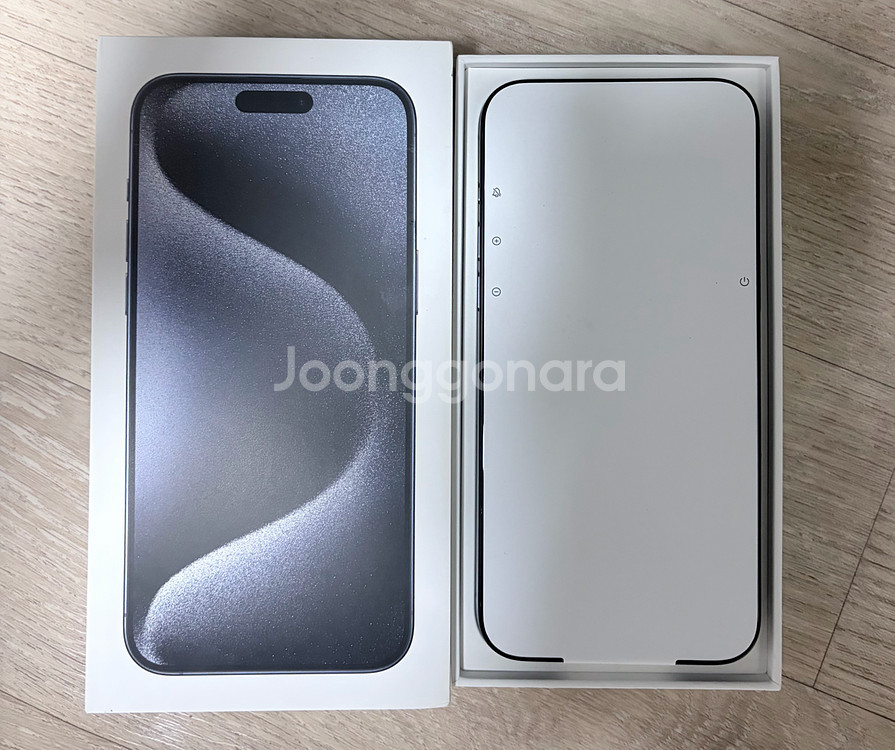 아이폰15 프로맥스 블루티타늄 256gb 리퍼후 미사용 제품 판매합니다.--0