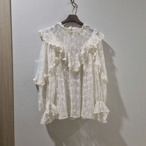 오즈세컨 레이스 프릴 블라우스