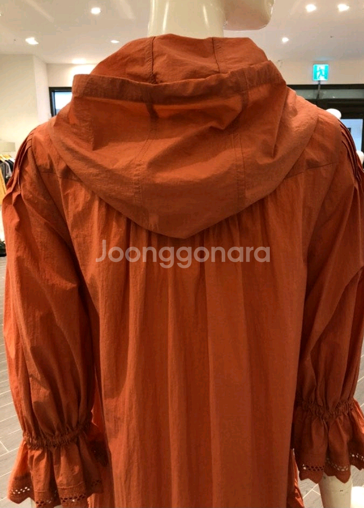 한섬 오즈세컨 캉캉프릴 원피스--2