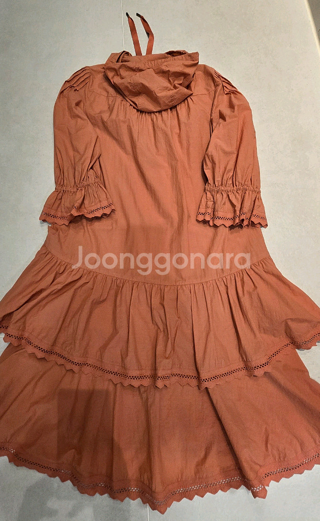 한섬 오즈세컨 캉캉프릴 원피스--7