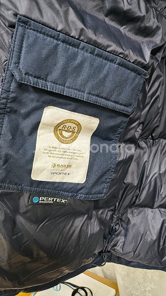 209.블랙야크 롱패딩--9