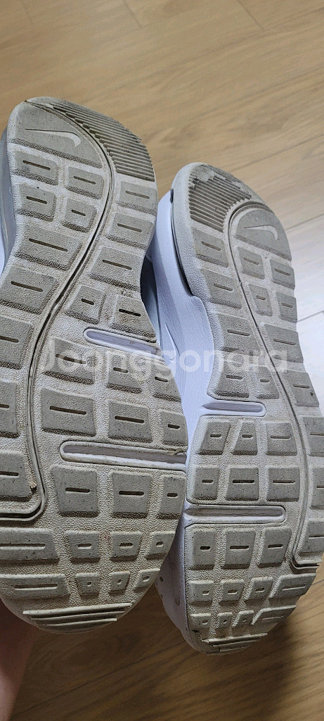 나이키 에어맥스 운동화 250미리--2