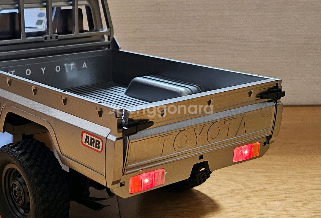 RC카 1/12 TOYOTA LAND CRUISER 4WD--5