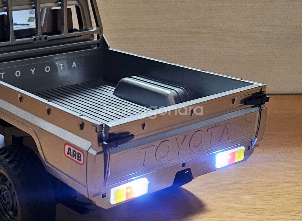 RC카 1/12 TOYOTA LAND CRUISER 4WD--7