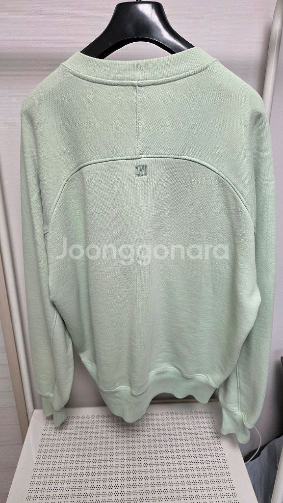 아미 빅하트 로고 맨투맨--4