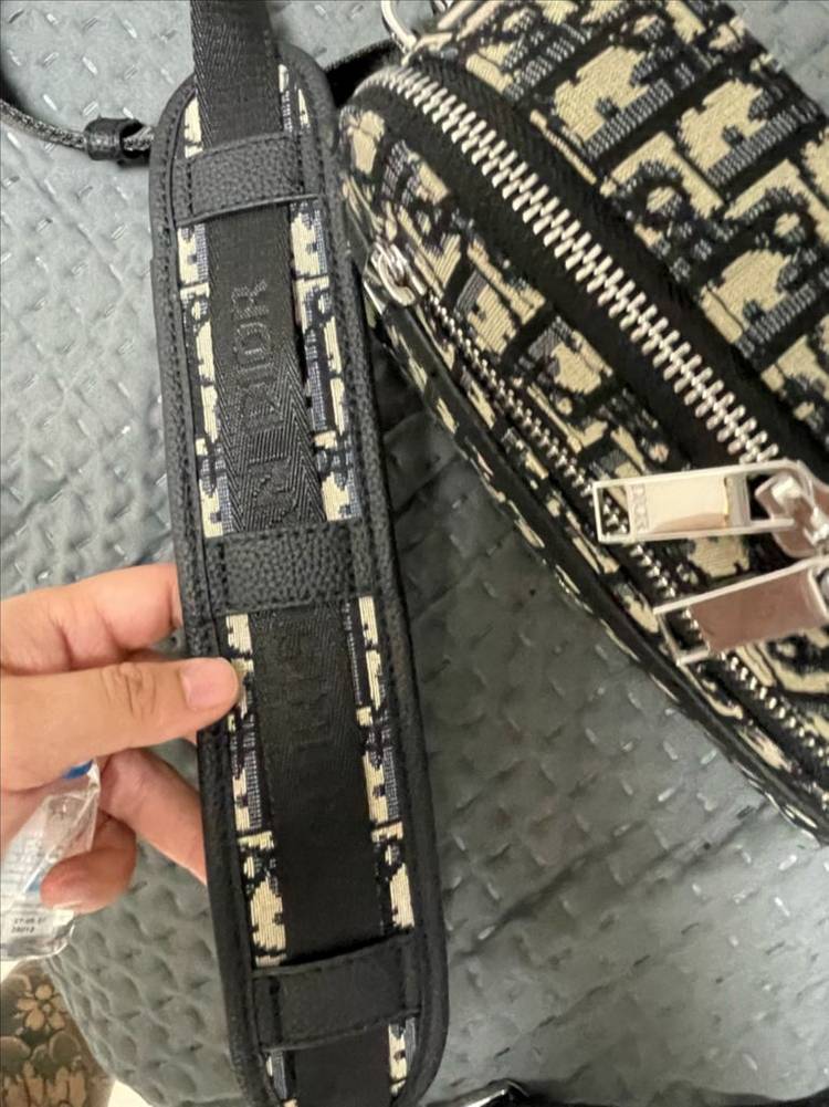 디올 오블리크 메신저백 s급 상태좋음--2