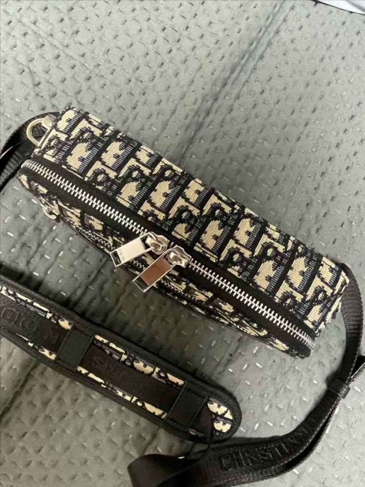 디올 오블리크 메신저백 s급 상태좋음--1