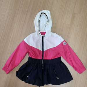 몽클레어 여아 바람막이 8
