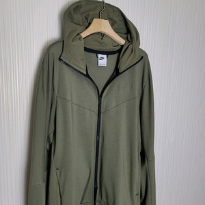 100-105 나이키 테크플리스 라이트웨이트 후드집업 카키