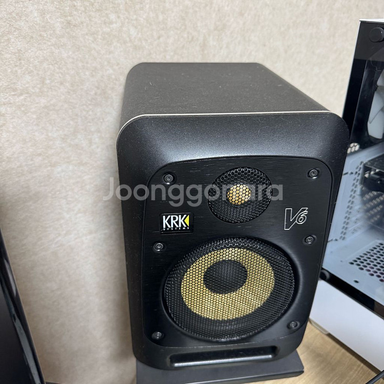KRK V6S4 스튜디오 모니터 액티브 스피커--0