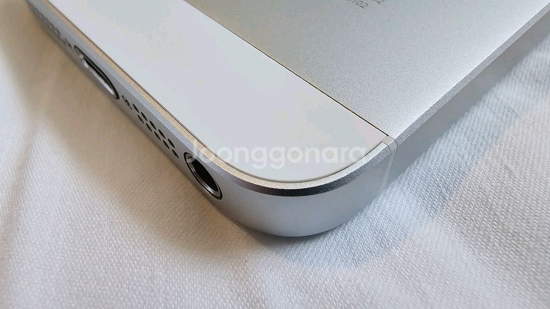 [순정정품] 아이폰 SE1 128GB 배터리신품 무음카메라--6