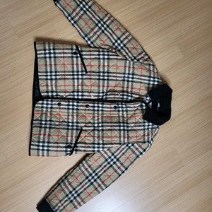 버버리 퀼팅 자켓 베이지 8y 남녀공용